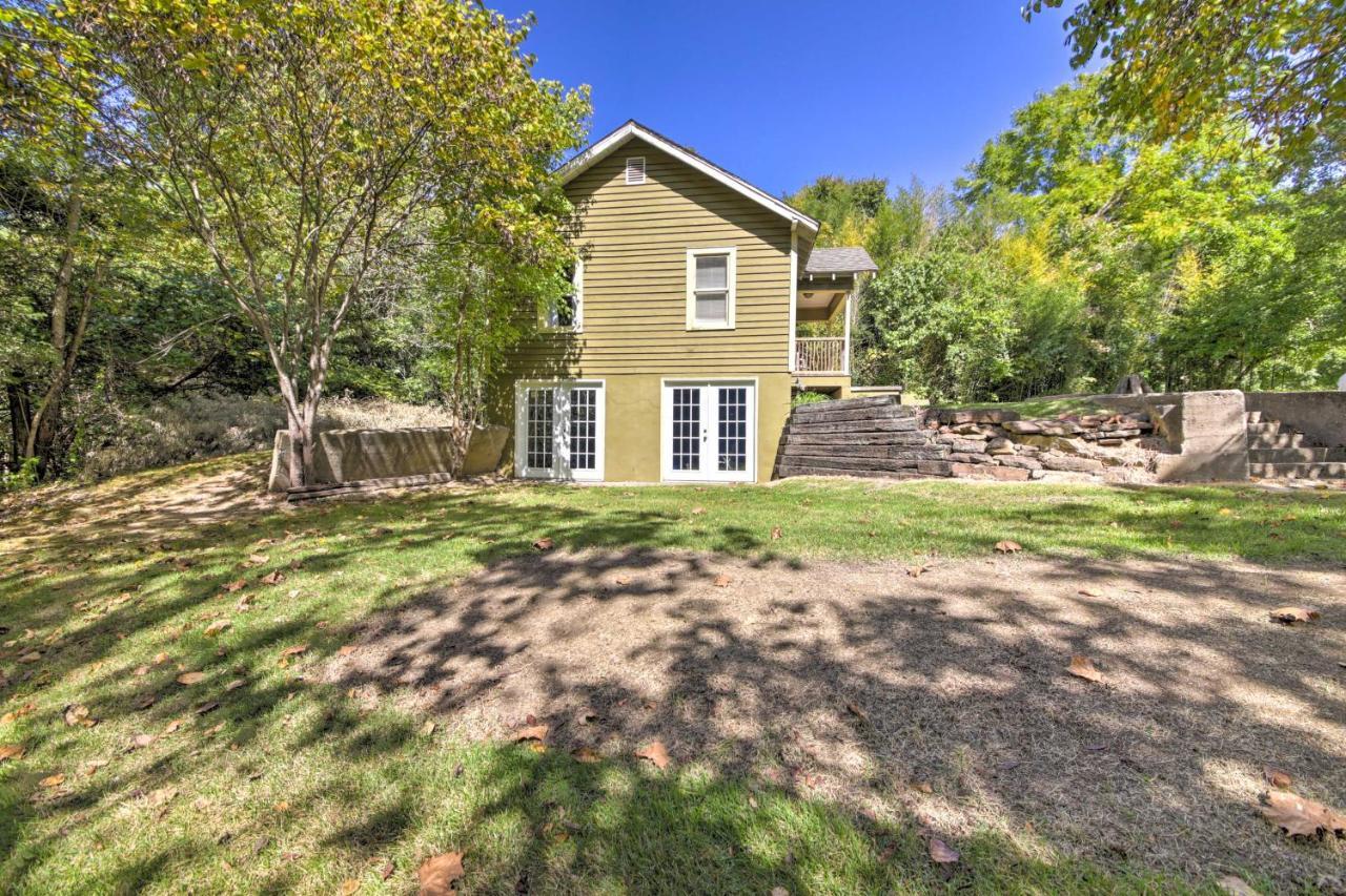 Pet-Friendly Cottage With Fire Pit - 3 Mi To Siu! Carbondale Exterior photo